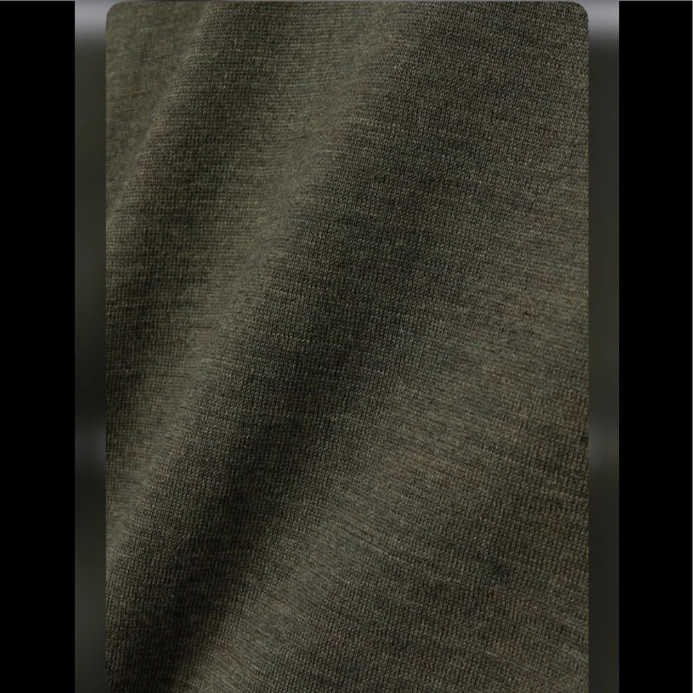 The Row 100% Merino Wool Vest Down Top Deep Moss s2. - Picture 6 of 16